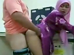 Big Assed Arab Babe Gets Fucked in the Office