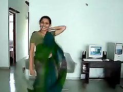 Cute Indian dancer gets so hot with this man