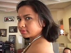 Indian Girl Gets Creampie In Her Hairy Pussy